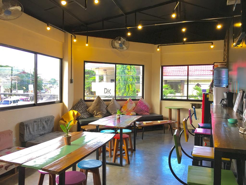 Moon Fools Hostel Panglao Εξωτερικό φωτογραφία